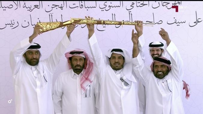 إنجازات هجن الشيحانية مستمرة خارجُ الحدود " لوسيل " يهدي الشعار الأدعم بندقية الزمول في الوثبة
